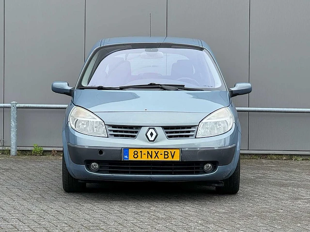 Renault - 2004 - scénic - automaat - 1.6-16v dynam.luxe - 81-nx-bv - afbeelding 9 van  16