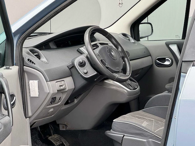 Renault - 2004 - scénic - automaat - 1.6-16v dynam.luxe - 81-nx-bv - afbeelding 14 van  16
