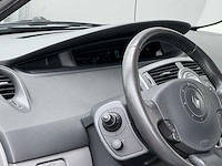 Renault - 2004 - scénic - automaat - 1.6-16v dynam.luxe - 81-nx-bv - afbeelding 15 van  16
