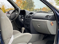 Renault - 2005 - clio - 1.6-16v initiale - automaat - 37-rg-tp - afbeelding 13 van  13
