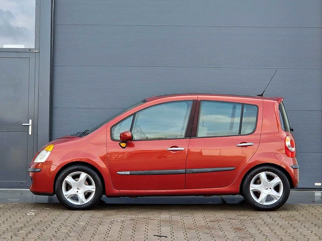 Renault - 2005 - modus - 1.6-16v initiale - 06-rb-dv - afbeelding 16 van  18