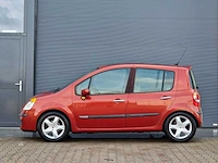 Renault - 2005 - modus - 1.6-16v initiale - 06-rb-dv - afbeelding 16 van  18