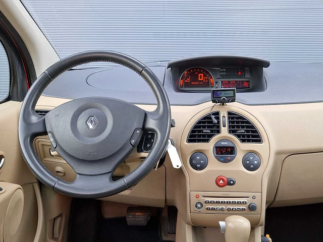 Renault - 2005 - modus - 1.6-16v initiale - 06-rb-dv - afbeelding 18 van  18
