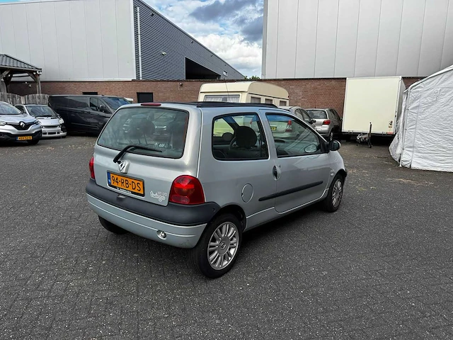 Renault - 2005 - twingo - 1.2-16v kenzo quick5 automaat - 94-rb-ds - afbeelding 3 van  8