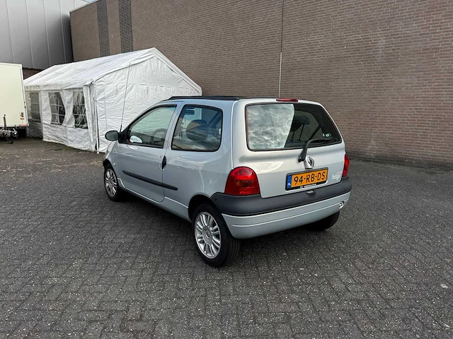 Renault - 2005 - twingo - 1.2-16v kenzo quick5 automaat - 94-rb-ds - afbeelding 4 van  8