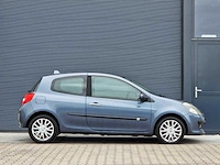 Renault - 2006 - clio - 1.4-16v dynam.luxe - 47-td-pl - afbeelding 15 van  19