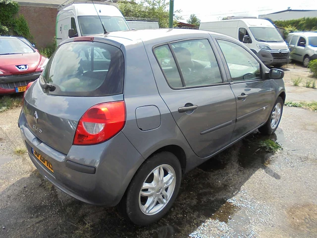 Renault - 2007 - clio - 1.2-16v bns line - 50-zb-hs - afbeelding 6 van  12