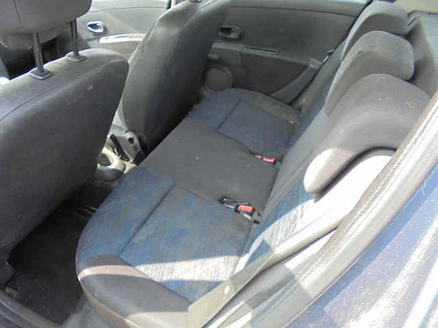 Renault - 2007 - clio - 1.2-16v bns line - 50-zb-hs - afbeelding 8 van  12