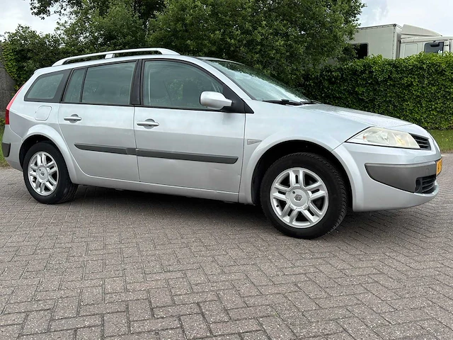 Renault - 2007 - mégane grand tour - 1.6-16v business l. - 14-tx-fx - afbeelding 10 van  16