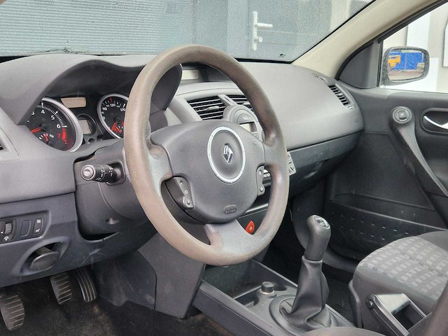 Renault - 2007 - mégane grand tour - 1.6-16v business l. - 14-tx-fx - afbeelding 3 van  24