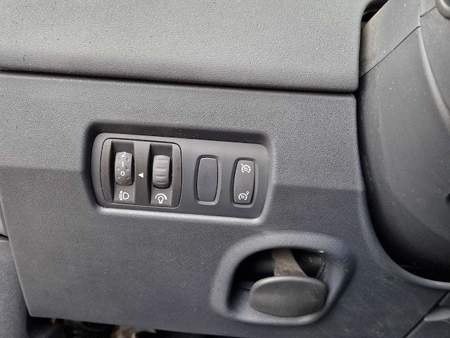 Renault - 2007 - mégane grand tour - 1.6-16v business l. - 14-tx-fx - afbeelding 8 van  24