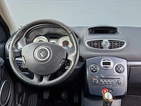 Renault - 2008 - clio - 1.6-16v dynamique s - 79-ghk-2 - afbeelding 3 van  20