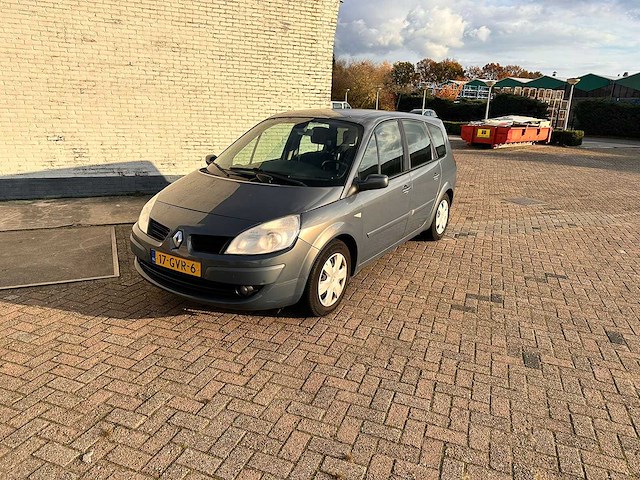 Renault - 2008 - grand scénic - 2.0-16v business l. - 17-gvr-6 - afbeelding 1 van  14