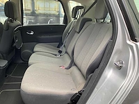 Renault - 2008 - scénic - 1.6-16v business l. - 92-hgj-4 - afbeelding 27 van  27