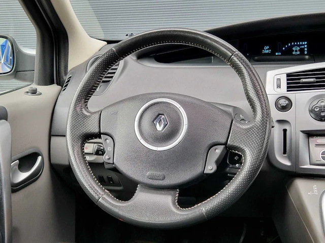 Renault - 2008 - scénic - 1.6-16v tech line - 13-zp-vs - afbeelding 4 van  23