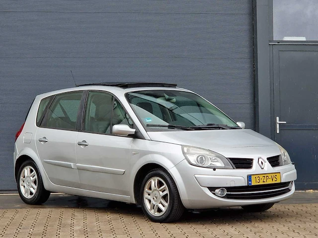 Renault - 2008 - scénic - 1.6-16v tech line - 13-zp-vs - afbeelding 17 van  23