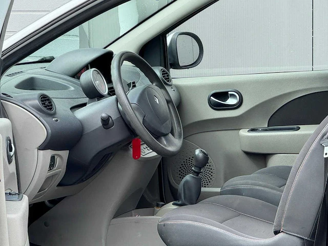 Renault - 2008 - twingo - 1.2-16v nokia - 97-zr-db - afbeelding 8 van  10