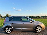 Renault - 2010 - scénic - 1.4 tce privilege - j-338-df - afbeelding 4 van  4