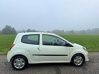 Renault - 2010 - twingo - 1.2-16v authentique - 37-nfn-9 - afbeelding 6 van  11