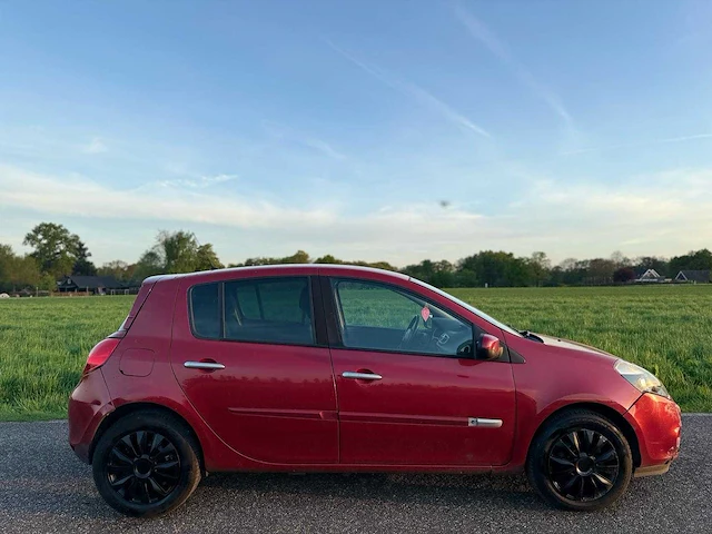 Renault - 2011 - clio - 1.5 dci parisienne - 42-rgr-3 - afbeelding 8 van  10