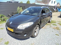 Renault - 2011 - mégane estate - 1.6 authentique lpg/g3 - 08-phr-3 - afbeelding 1 van  13