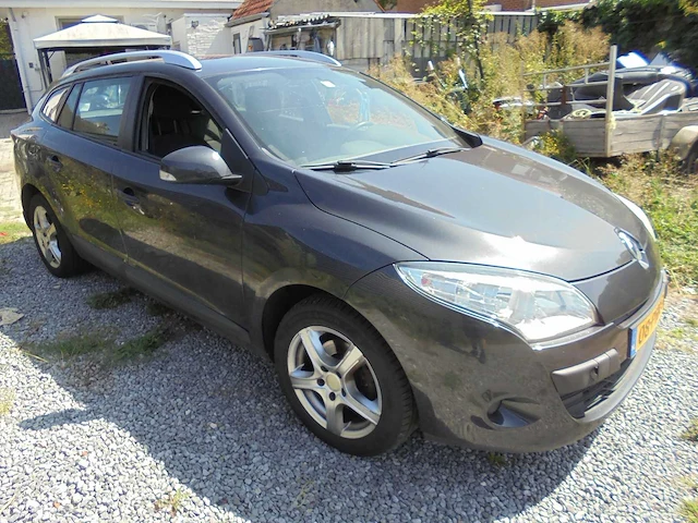 Renault - 2011 - mégane estate - 1.6 authentique lpg/g3 - 08-phr-3 - afbeelding 6 van  13