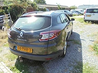 Renault - 2011 - mégane estate - 1.6 authentique lpg/g3 - 08-phr-3 - afbeelding 7 van  13