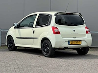 Renault - 2011 - twingo - 1.2-16v collection - 25-svp-7 - afbeelding 13 van  19