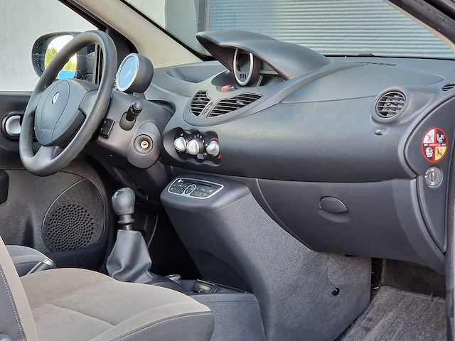 Renault - 2011 - twingo - 1.2-16v collection - 74-rfh-7 - afbeelding 13 van  21