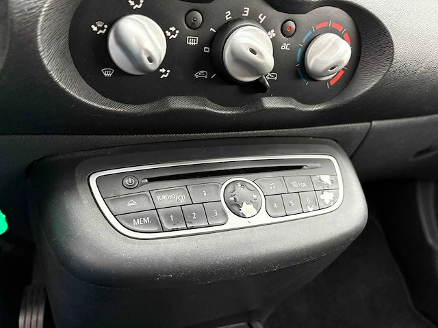 Renault - 2011 - twingo - 1.2-16v collection - 96-rnp-5 - afbeelding 5 van  15