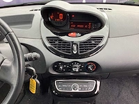 Renault - 2011 - twingo - 1.5 dci night & day - personenauto - afbeelding 11 van  11