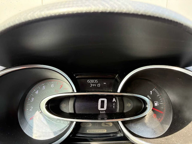 Renault - 2013 - clio - 1.6 r.s. - xj-080-v - afbeelding 7 van  23