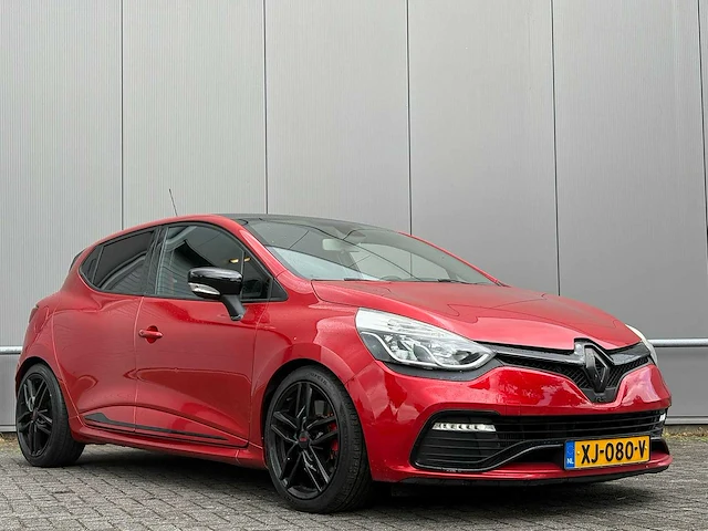 Renault - 2013 - clio - 1.6 r.s. - xj-080-v - afbeelding 17 van  23