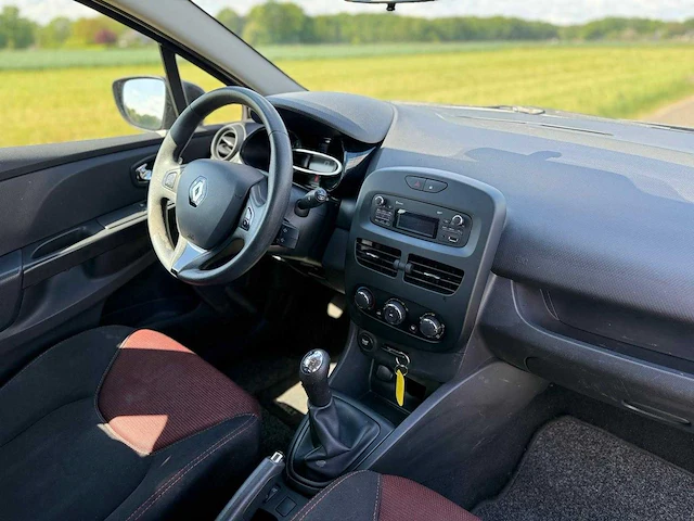 Renault - 2014 - clio estate - 0.9 tce authentique - 4-xtk-38 - afbeelding 11 van  11