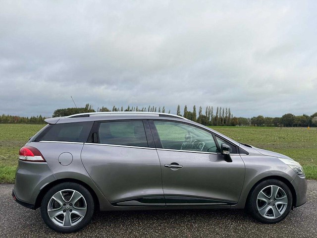 Renault - 2014 - clio estate - 1.5 dci night&day - 1-tzr-31 - afbeelding 6 van  11