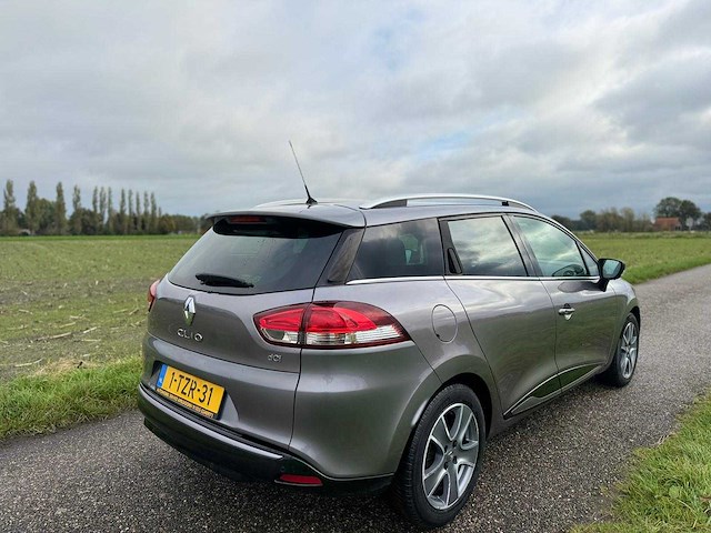 Renault - 2014 - clio estate - 1.5 dci night&day - 1-tzr-31 - afbeelding 7 van  11