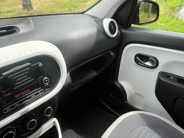 Renault - 2015 - twingo - 1.0 sce collection - gn-169-x - afbeelding 8 van  30
