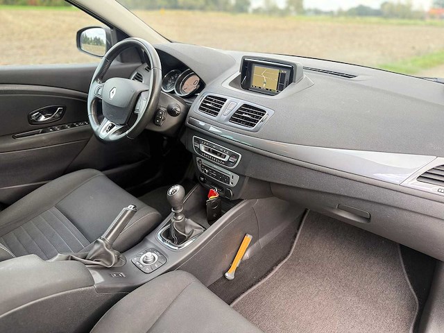 Renault - 2016 - mégane estate - 1.2 tce limited - jg-223-k - afbeelding 15 van  15