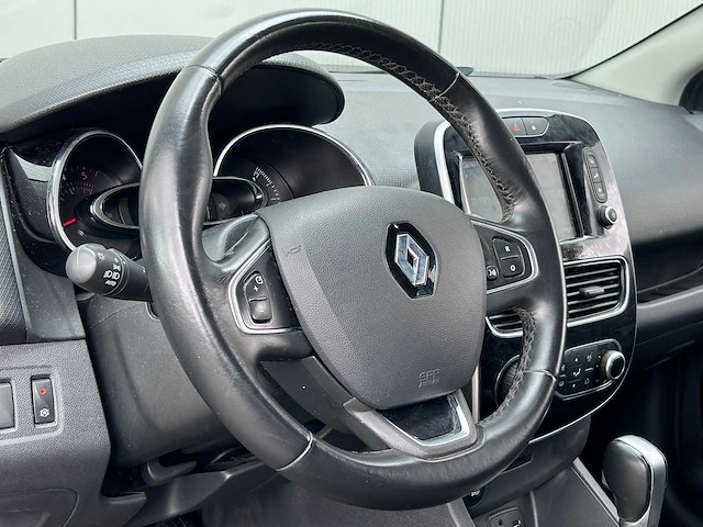 Renault - 2017 - clio estate - 1.5 dci intens - afbeelding 3 van  23