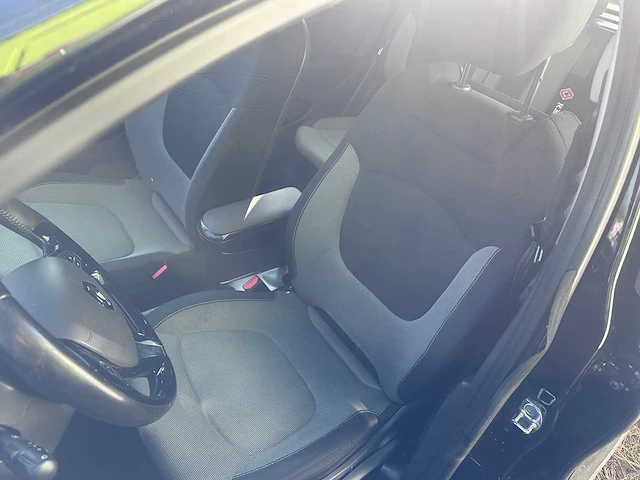 Renault - captur - 0.9 tce expression - sh-297-t - afbeelding 3 van  15