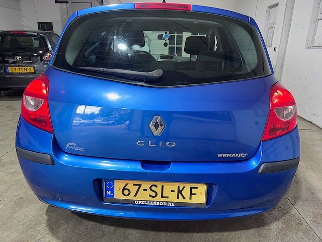 Renault - clio - 1.2-16v authentique - 67-sl-kf - afbeelding 12 van  17