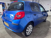 Renault - clio - 1.2-16v authentique - 67-sl-kf - afbeelding 13 van  17