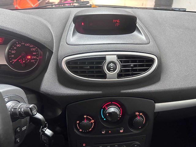 Renault - clio - 1.2-16v collection - 89-hxj-9 - afbeelding 5 van  19