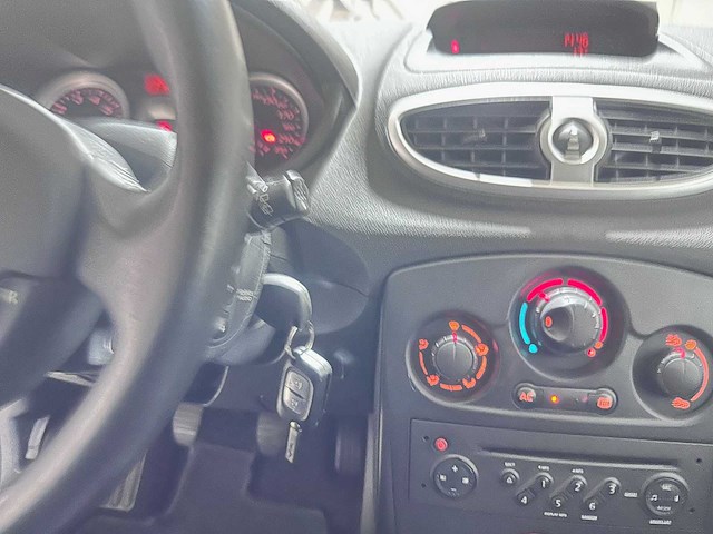 Renault - clio - 1.2-16v collection - 89-hxj-9 - afbeelding 6 van  19