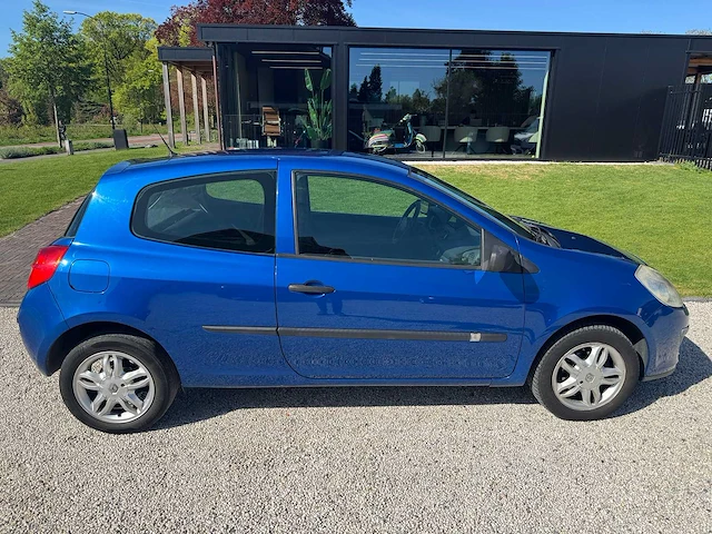 Renault - clio - 1.2-16v expression - 93-tv-fp - 2007 - afbeelding 9 van  23