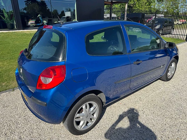 Renault - clio - 1.2-16v expression - 93-tv-fp - 2007 - afbeelding 10 van  23