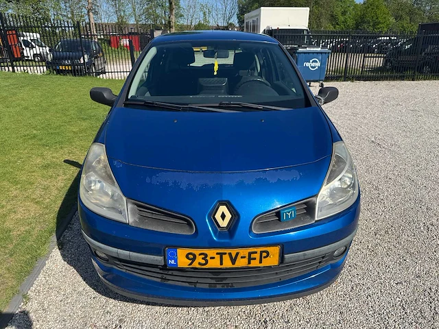 Renault - clio - 1.2-16v expression - 93-tv-fp - 2007 - afbeelding 23 van  23