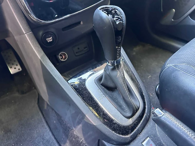 Renault - clio - 1.2 gt automaat- 3-xxl-12 - afbeelding 3 van  21