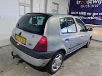 Renault - clio - 1.4-16v rt - 36-fr-zh - afbeelding 17 van  21