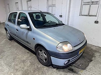 Renault - clio - 1.4-16v rt - 36-fr-zh - afbeelding 19 van  21
